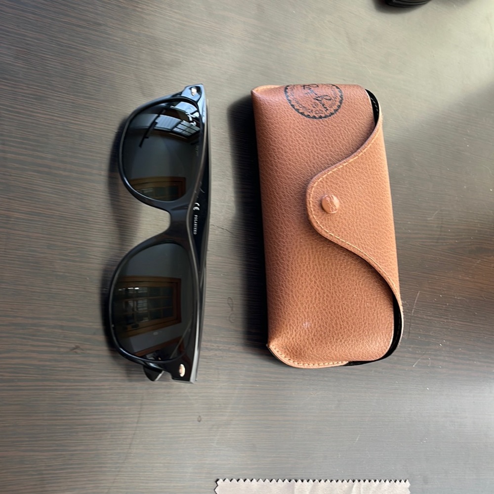 Ray Ban Wayfarer - RB2132 NEW WAYFARER